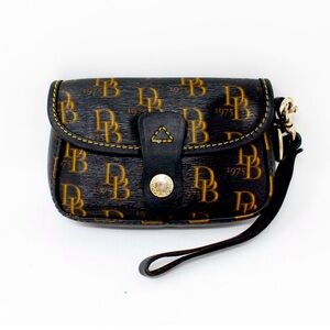 Dooney & Bourke 1975 Signature East West Collins Flap Wristlet Black (Blue Duck)